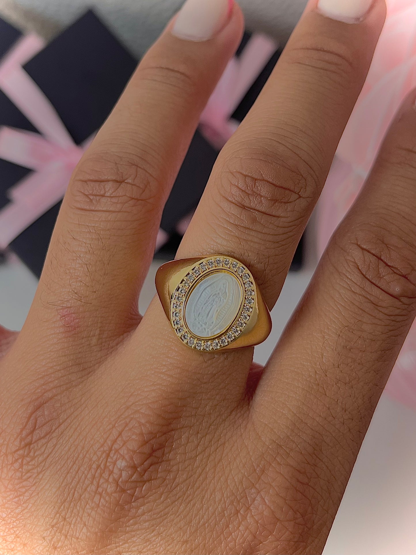 Pearly, Guadalupe Ring