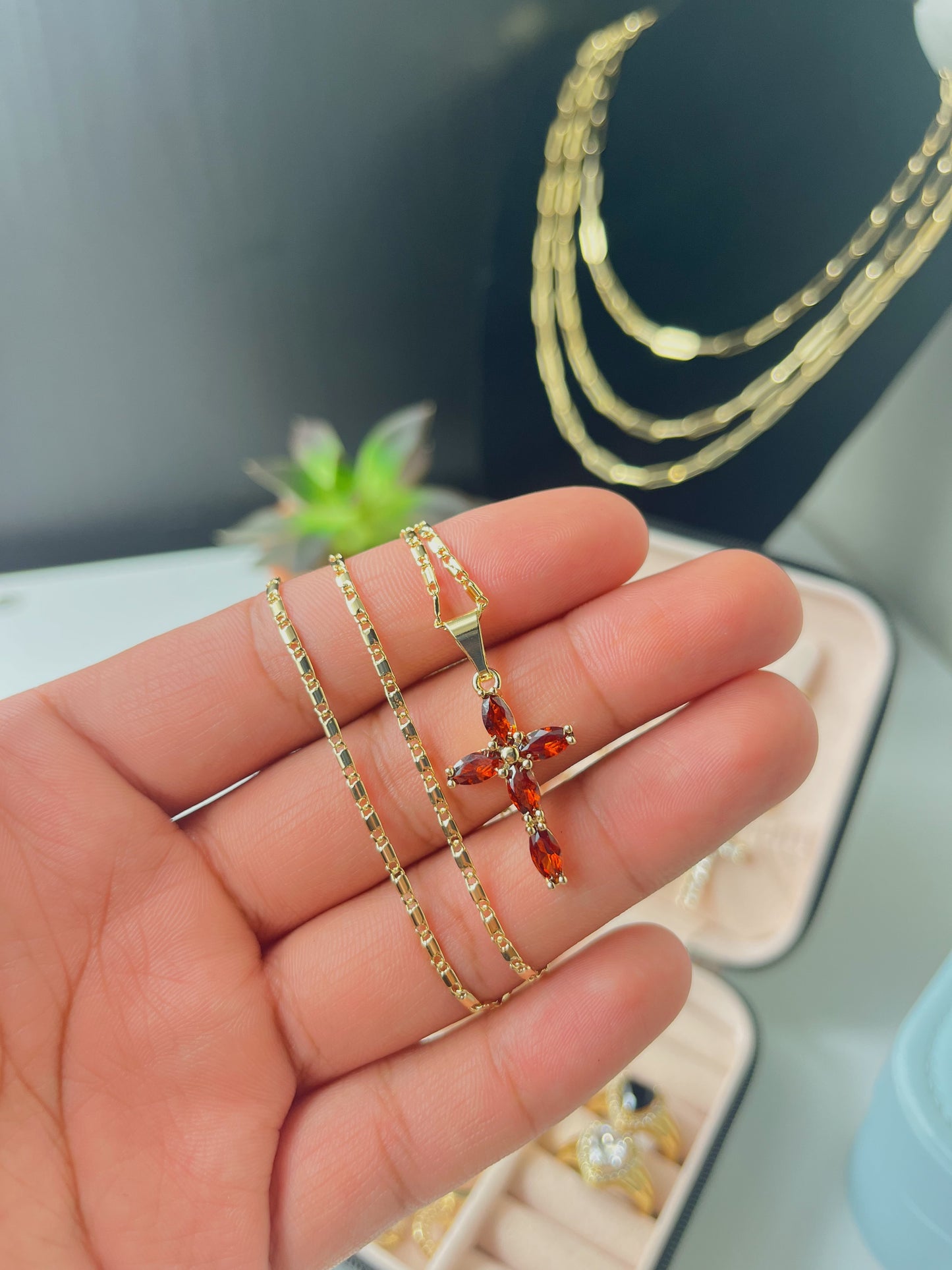Eternal necklace (Burgundy)