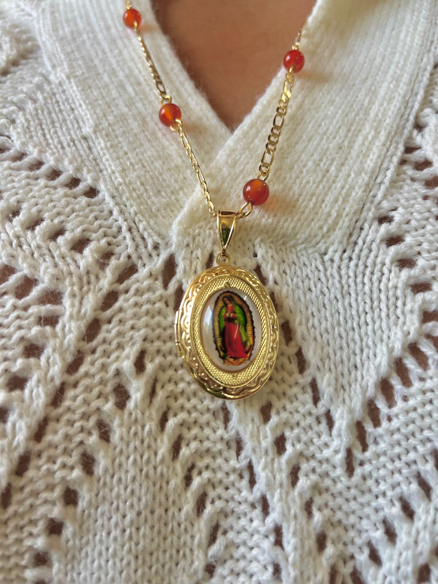 Carnelian Guadalupe, Vintage style locket