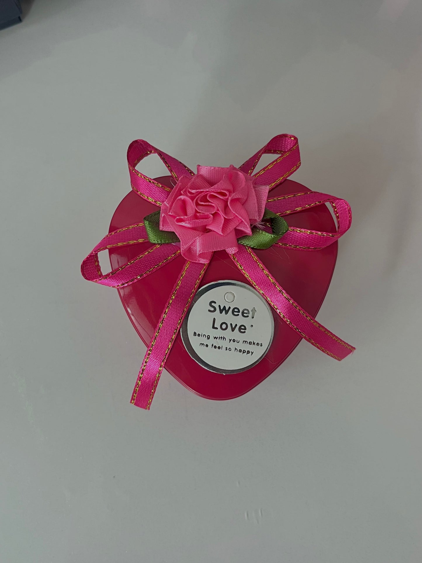 Heart tin, gift box