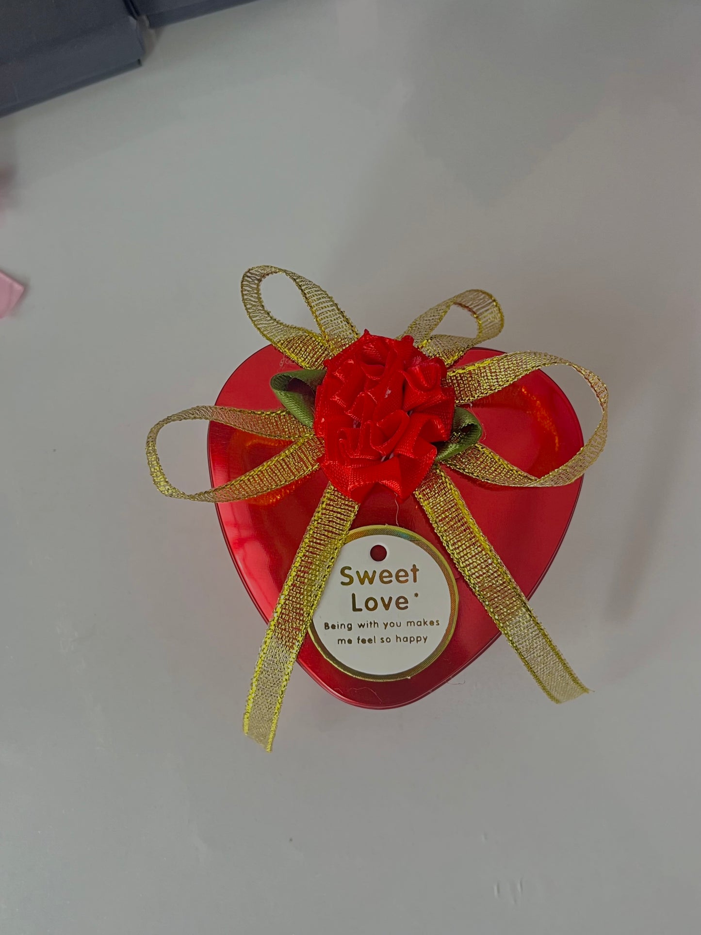 Heart tin, gift box