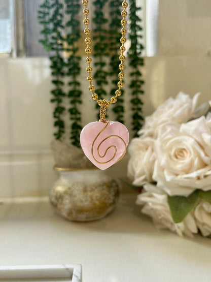 In a Swirl, Gold Necklace