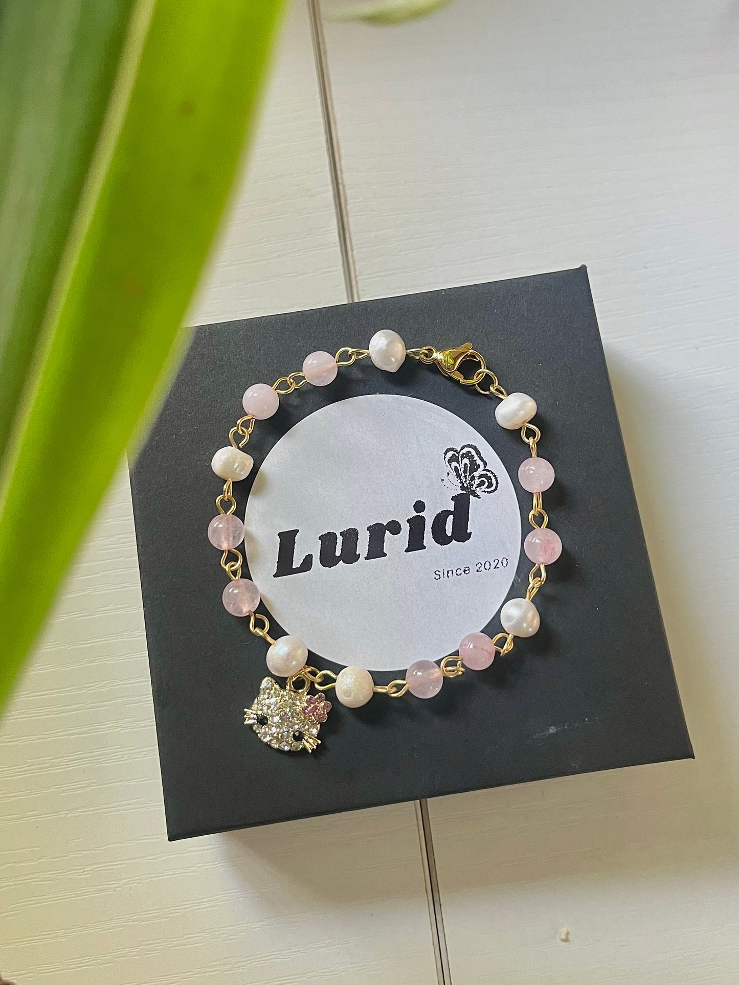 Freshwater pearl, HK love Rose Quartz bracelet