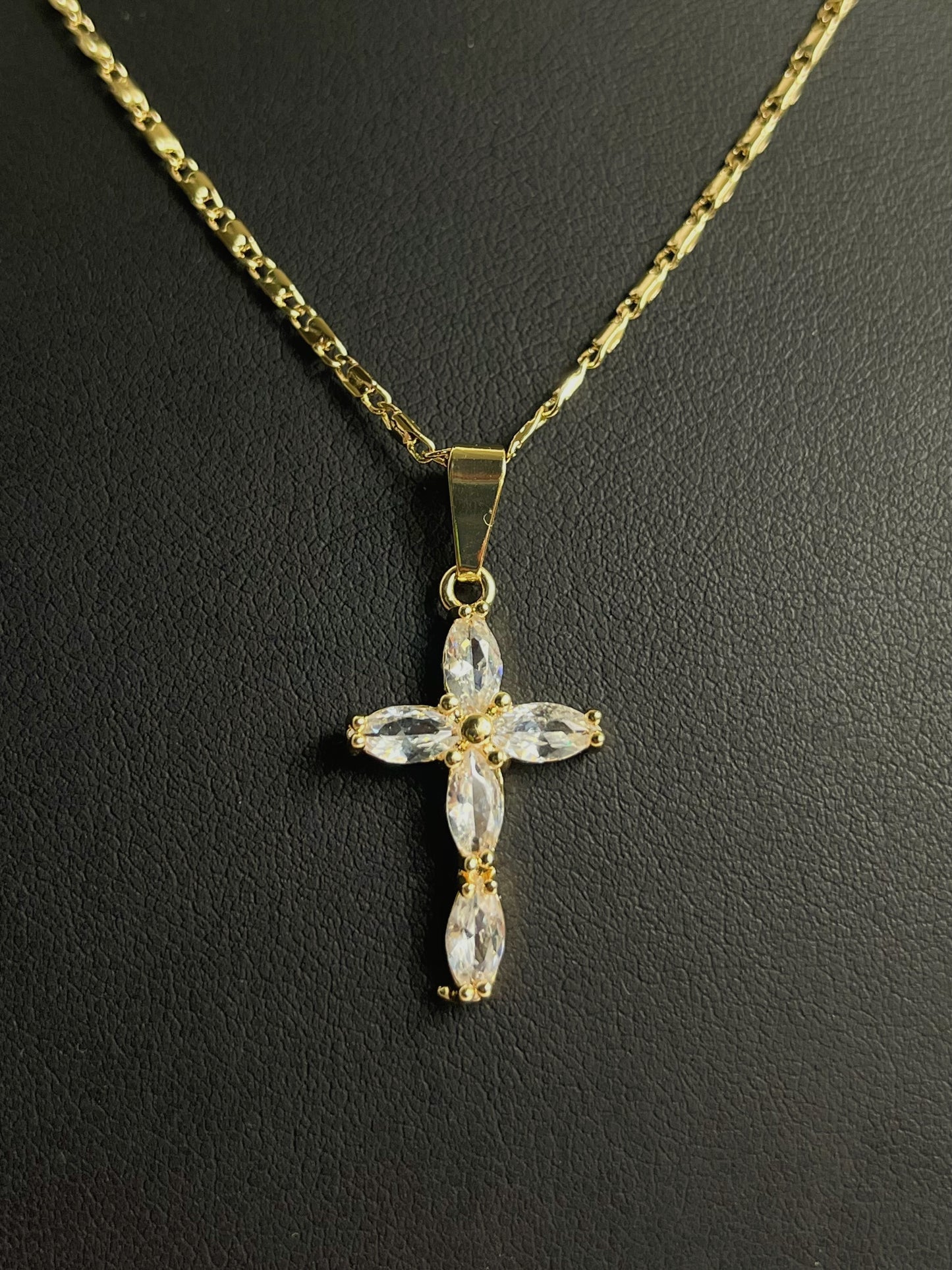 Eternal necklace